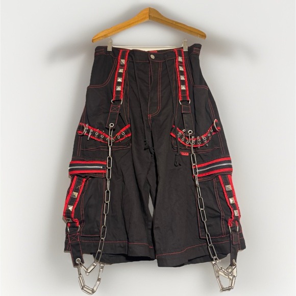 Vintage TRIPP Cargo Long Shorts Black Red Emo Goth Chains Y2K Hot Topic MED